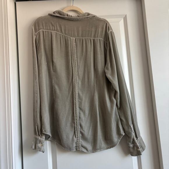 CP Shades Women’s Long Sleeve Button Up Blouse Top Sz L Gray Silk Blend - Picture 3 of 10